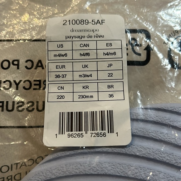 Crocs flips - Picture 8 of 8